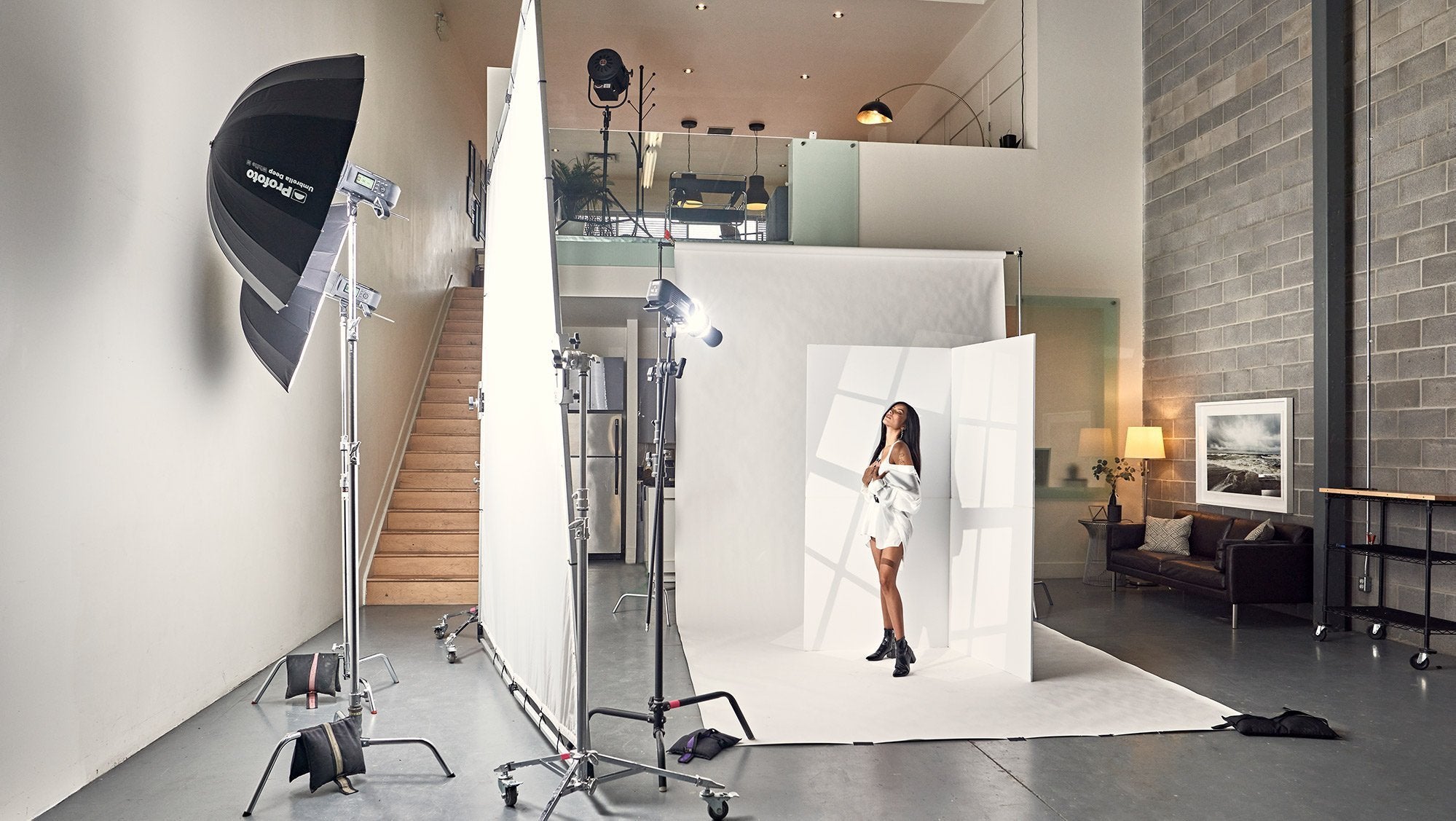 Behind the Scenes with Leticia - Photography Tutorial With Nathan Elson-V-Flat World