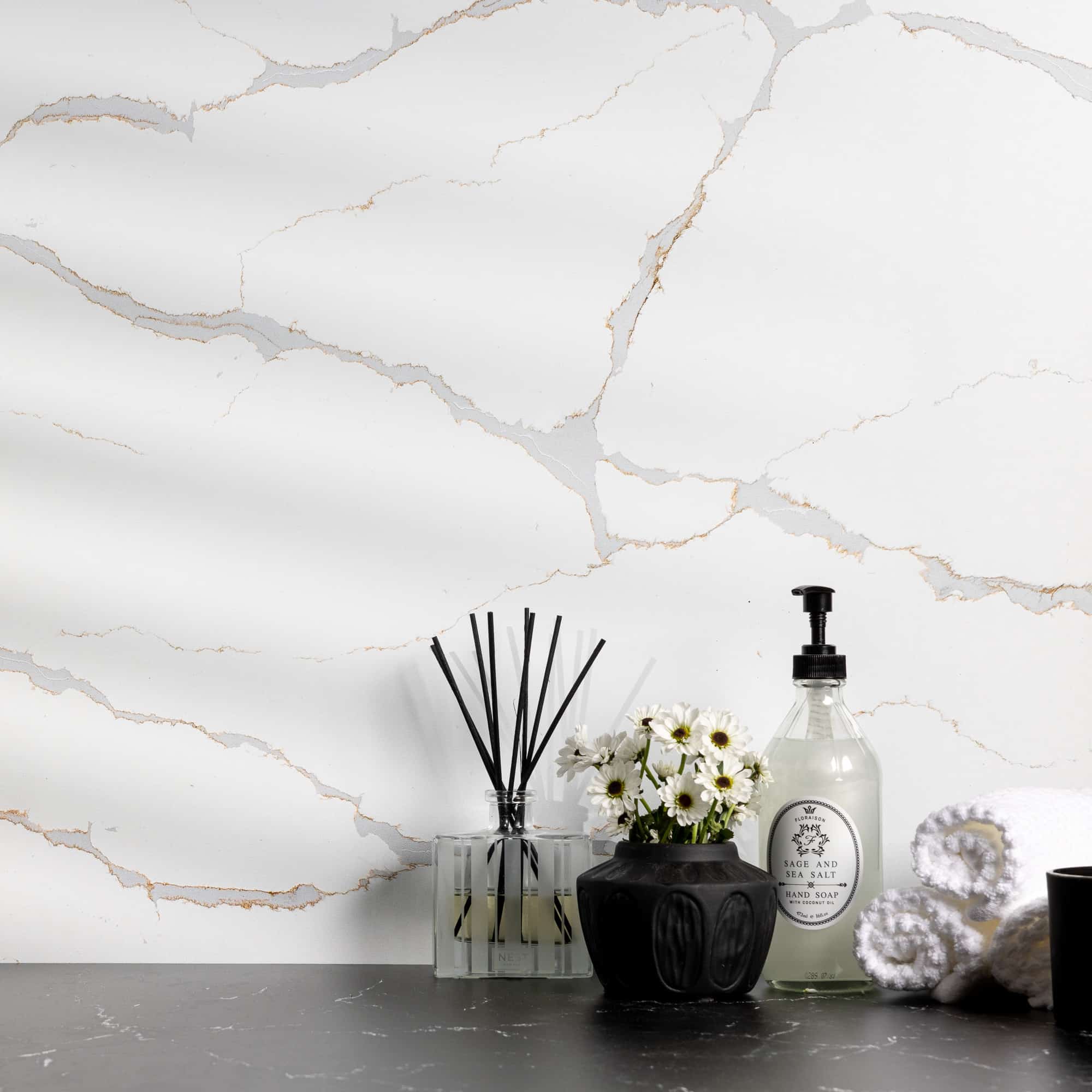 Carrara Blue/Calacatta Gold
