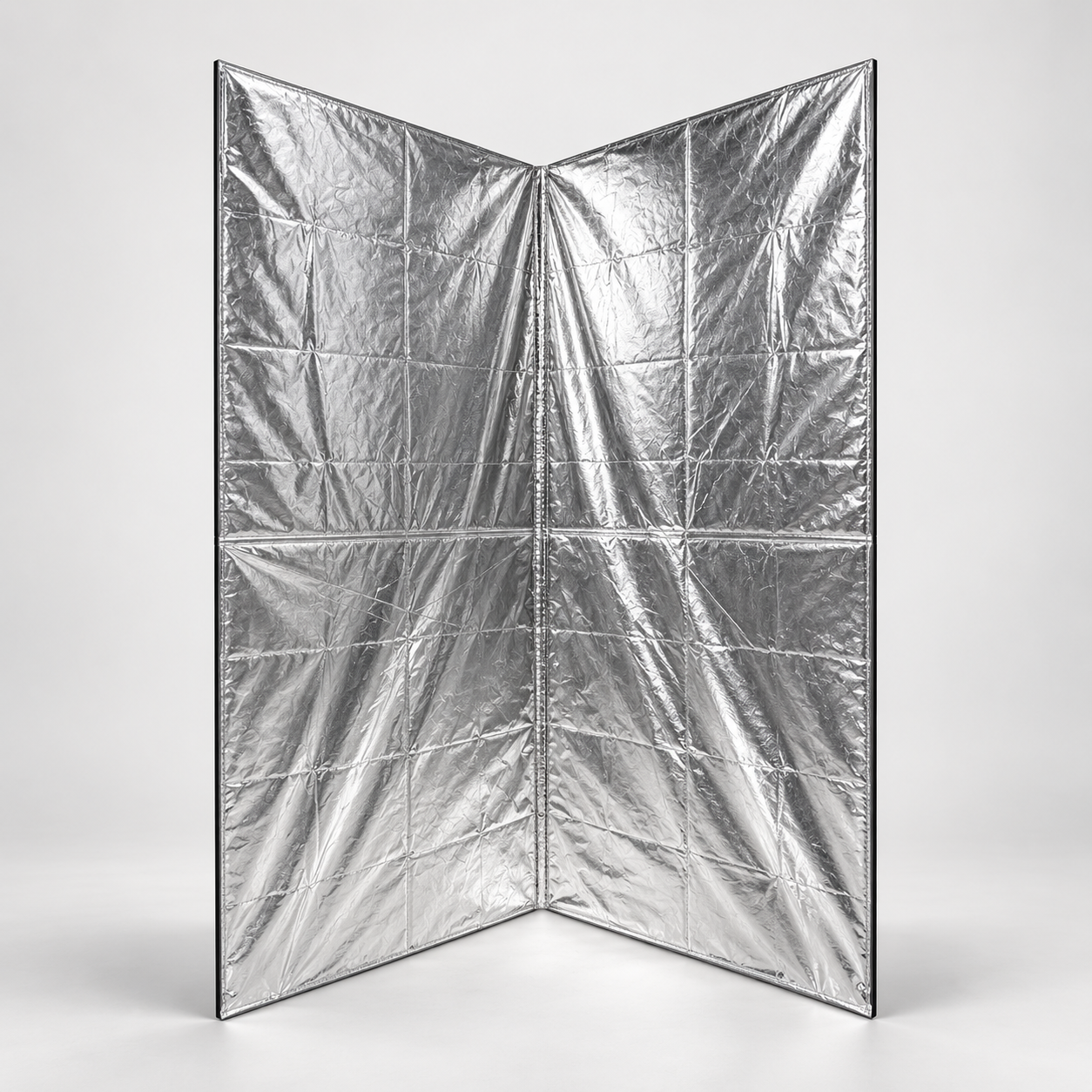 V-Flat 2.0 fitted with the silver reflector skin for bright neutral light